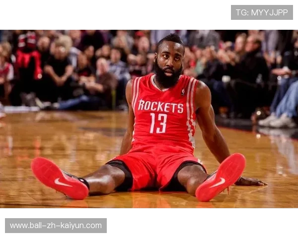 “华金·托比利亚的全能防守与快速突破，成就美洲狮队的防守核心”